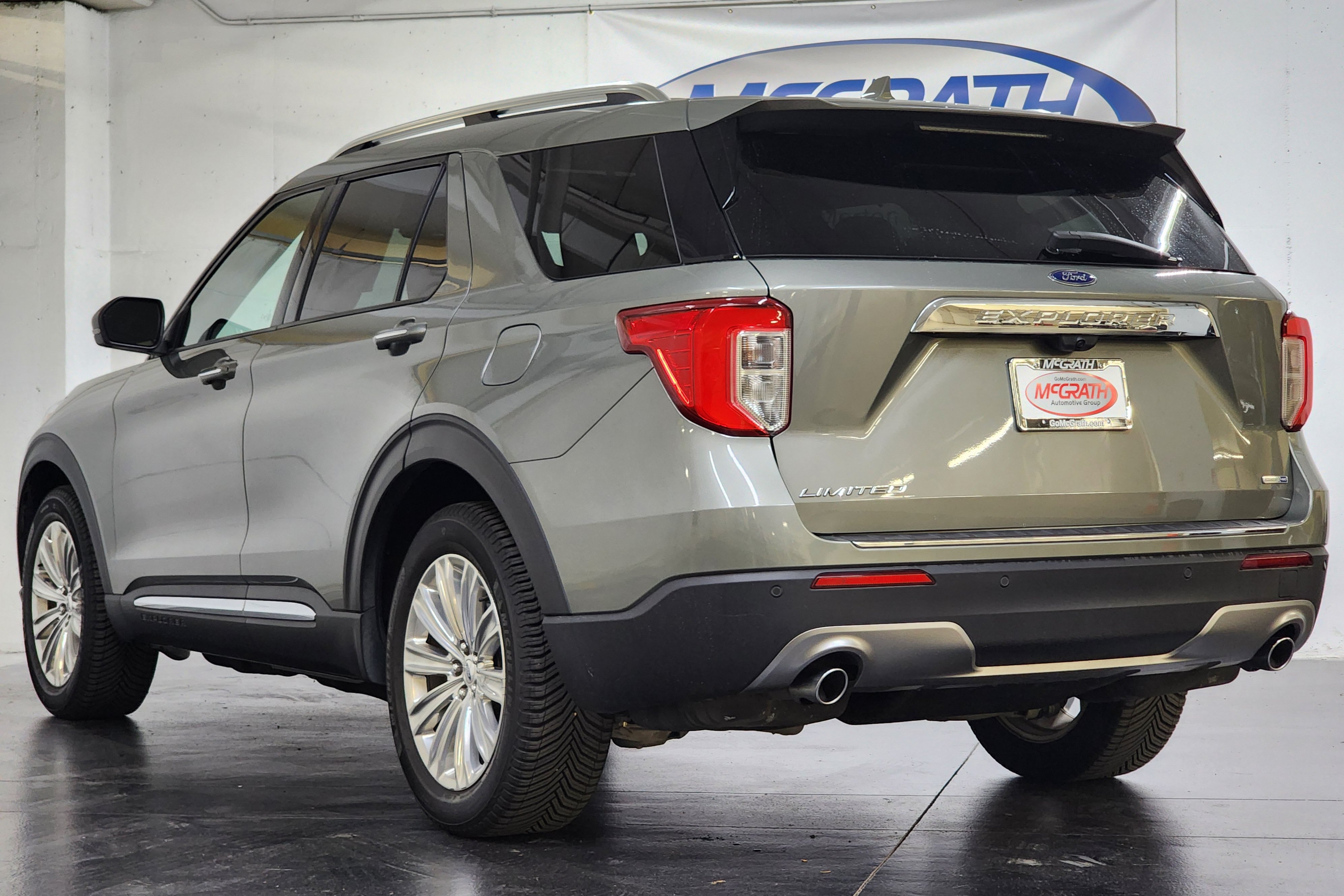 Used 2020 Ford Explorer Limited AWD/4WD image 10
