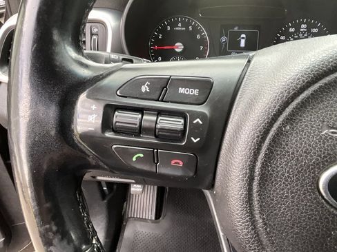 Used 2016 Kia Sorento EX image 12