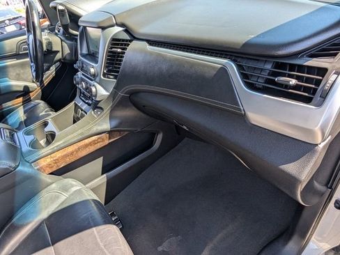 Used 2019 Chevrolet Tahoe LT w/ RST Edition image 21