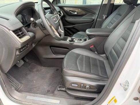 Used 2023 GMC Terrain Denali w/ Denali Premium Package image 16