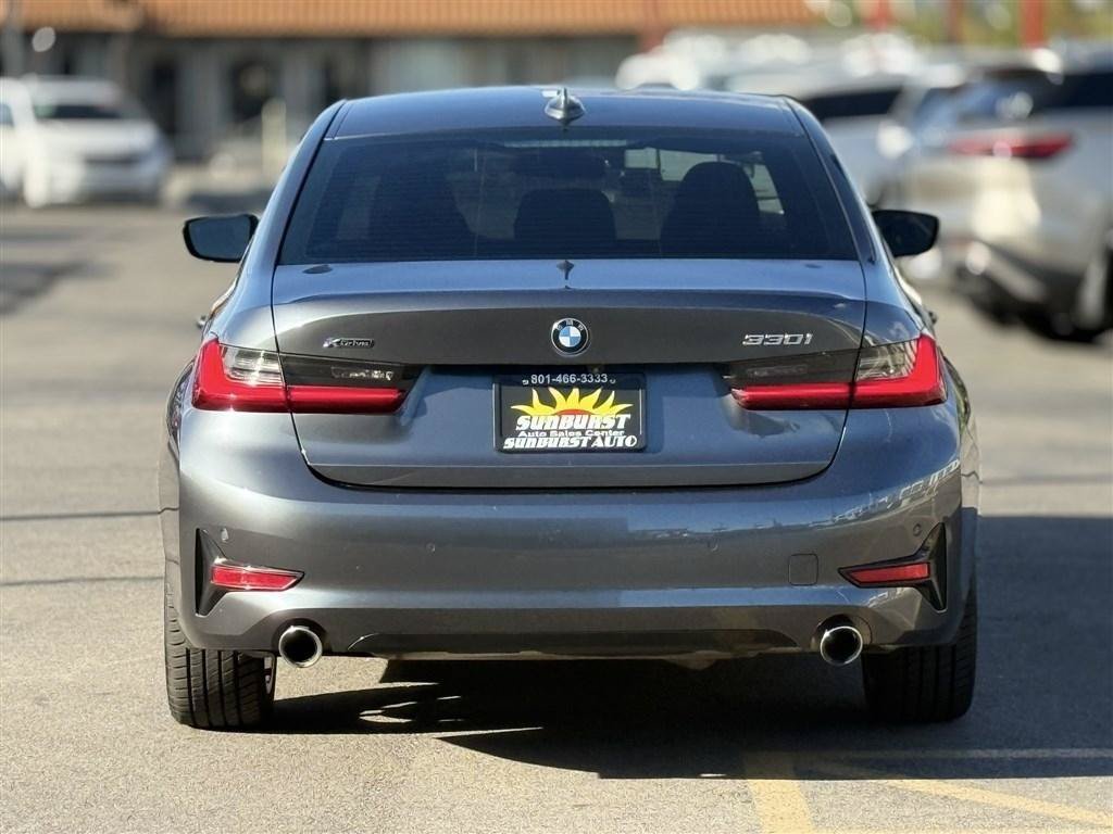 Used 2021 BMW 330i xDrive Sedan AWD/4WD image 6