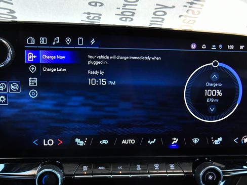 Used 2024 Chevrolet Blazer EV LT AWD/4WD image 31