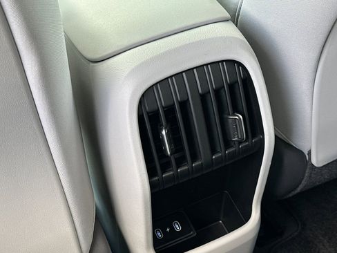 Used 2024 Hyundai Kona SEL image 13