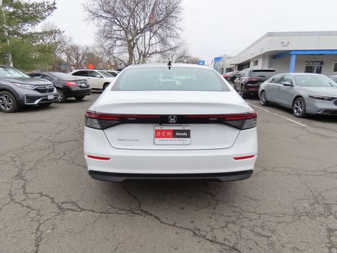 New 2026 Honda Accord SE image 5