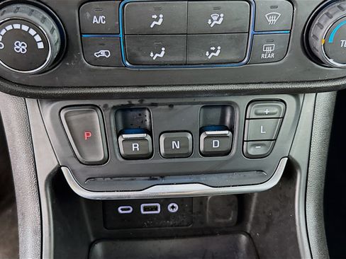 Used 2019 GMC Terrain SLE image 19