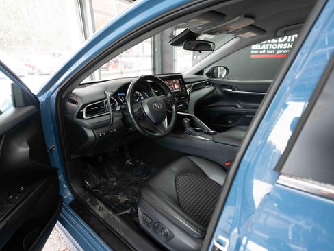 Used 2024 Toyota Camry SE image 8