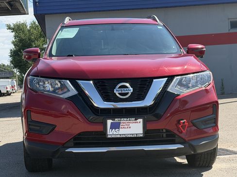 Used 2017 Nissan Rogue SV AWD/4WD image 9
