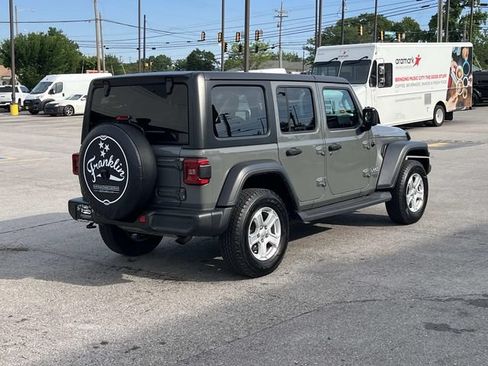 Certified 2018 Jeep Wrangler Unlimited Sport S AWD/4WD image 17