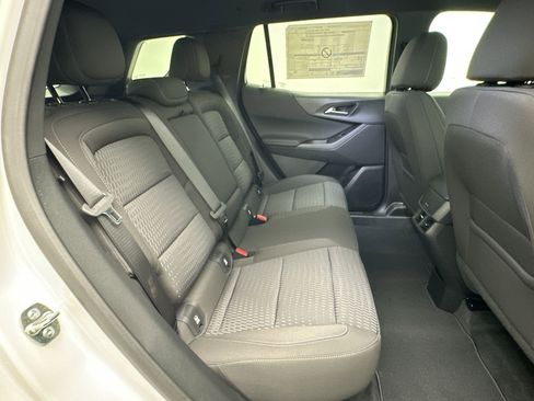 New 2026 Chevrolet Equinox LT AWD/4WD image 28