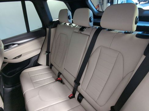 Certified 2024 BMW X3 M40i w/ Premium Package image 28