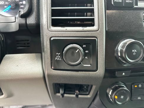 Used 2017 Ford F250 XL w/ Power Equipment Group image 20