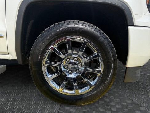 Used 2017 GMC Sierra 1500 Denali image 8