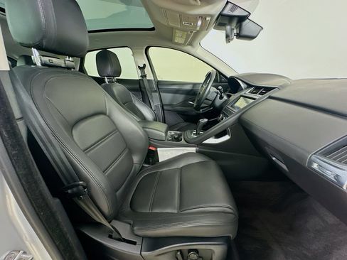Used 2018 Jaguar E-PACE SE AWD/4WD image 43