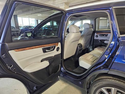 Used 2021 Honda CR-V Touring image 32