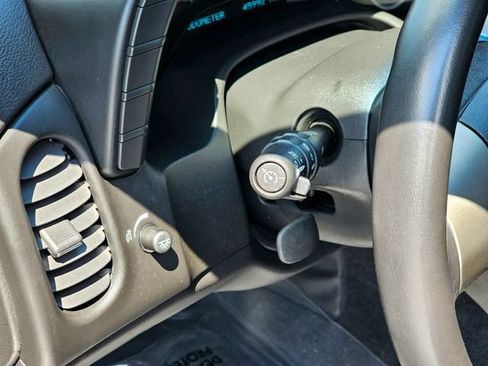 Used 2008 Chevrolet Corvette Coupe RWD image 17