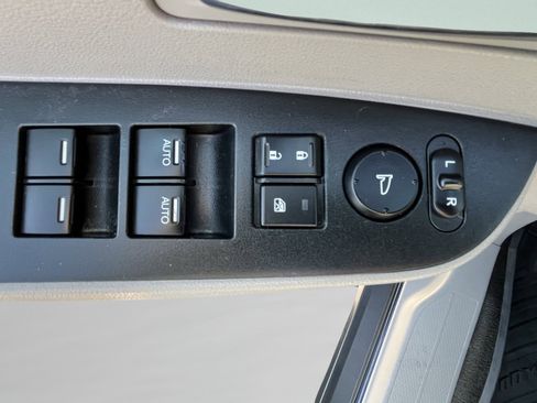 Used 2015 Honda Odyssey EX-L image 35