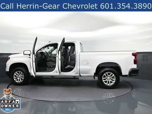 Used 2026 Chevrolet Silverado 1500 W/T w/ Z71 Off-Road Package AWD/4WD image 41
