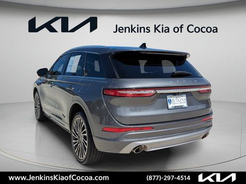 Used 2021 Lincoln Corsair Reserve w/ Equipment Group 201A AWD/4WD image 3