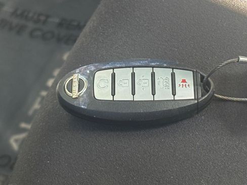 Used 2025 Nissan Altima 2.5 SV image 21