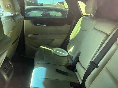 Used 2017 Cadillac XT5 FWD w/ LPO, Wheel Lock Package image 8