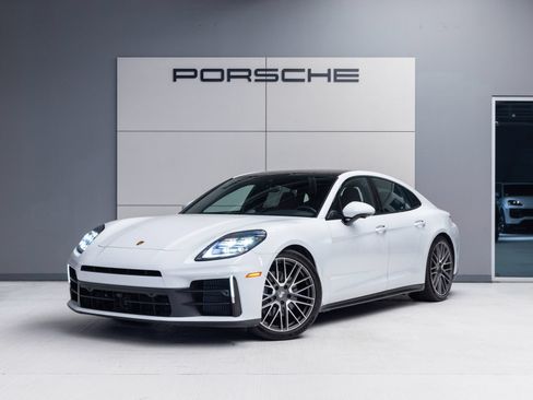 Certified 2024 Porsche Panamera RWD image 1
