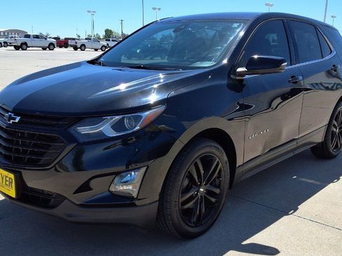 Used 2020 Chevrolet Equinox LT w/ Midnight Edition FWD image 4