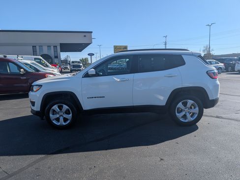 Used 2021 Jeep Compass Latitude w/ Convenience Group AWD/4WD image 5