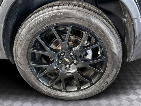 Used 2020 Chevrolet Trax LT w/ LT Convenience Package image 32