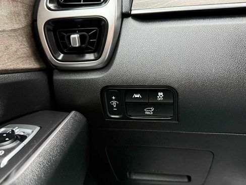 Used 2021 Kia Sorento EX w/ Panoramic Sunroof Package AWD/4WD image 15