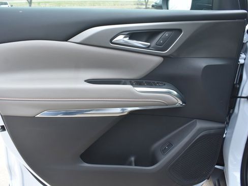 New 2026 Chevrolet Traverse LT w/ LPO, Floor Liner Package image 11