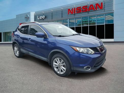 Used 2019 Nissan Rogue Sport SV w/ Technology Package FWD image 1