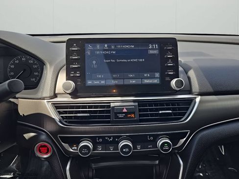 Used 2022 Honda Accord LX image 23