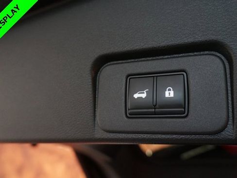 Certified 2022 Nissan Rogue Platinum w/ Head-Up Display Package image 46