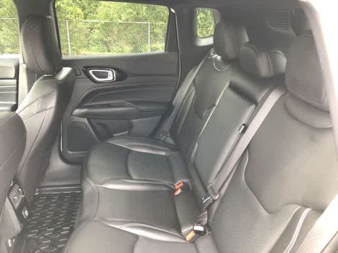 Used 2022 Jeep Compass High Altitude AWD/4WD image 39