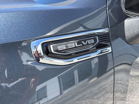 Used 2019 GMC Sierra 1500 SLT w/ SLT Premium Package AWD/4WD image 9