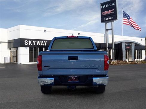 Used 2020 Toyota Tundra SR5 w/ SR5 Upgrade Package image 6