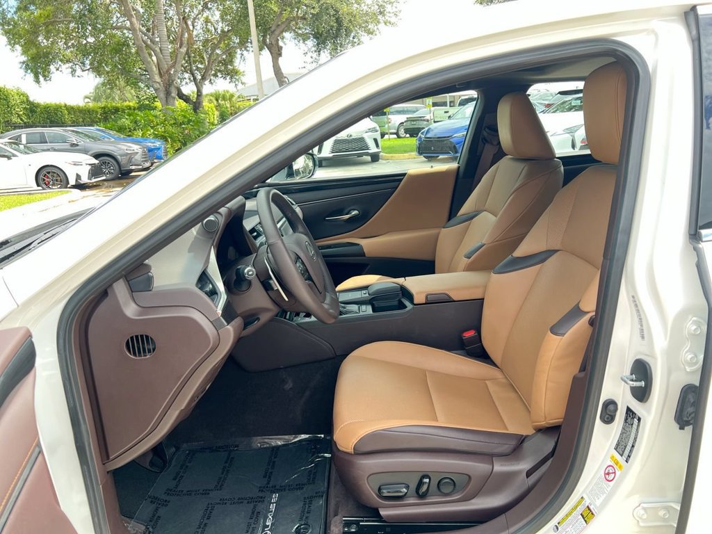 Used 2019 Lexus ES 350 w/ Accessory Package 2 FWD image 12