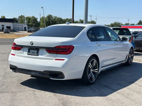 Used 2019 BMW 740i w/ M Sport Package RWD image 6