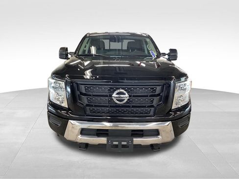 Used 2022 Nissan Titan SV AWD/4WD image 4