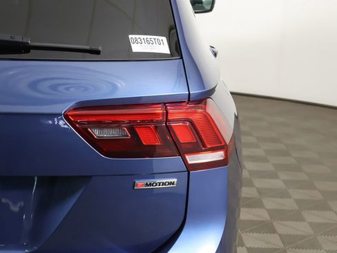 Used 2019 Volkswagen Tiguan SEL image 18