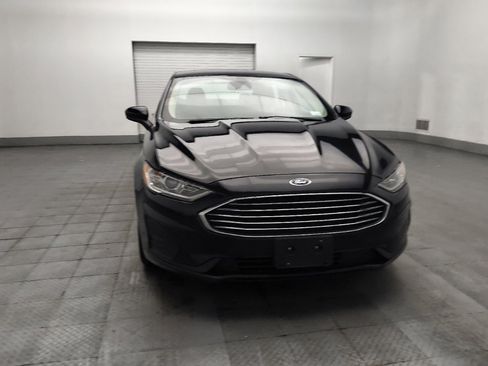 Used 2020 Ford Fusion SE FWD image 14