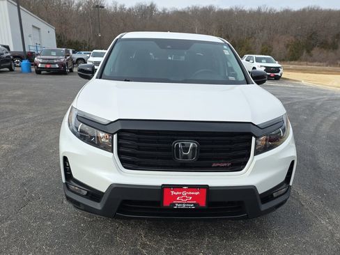 Used 2023 Honda Ridgeline Sport image 3