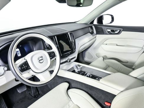 Certified 2024 Volvo XC60 B5 Ultimate AWD/4WD image 6