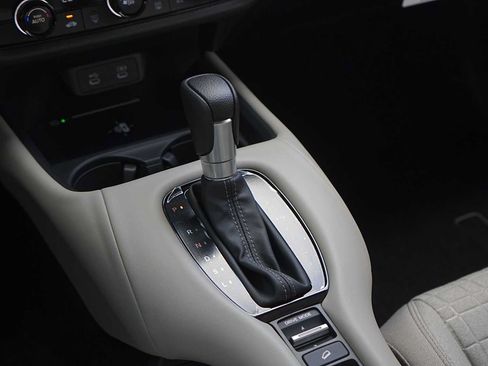 New 2026 Honda HR-V LX image 17