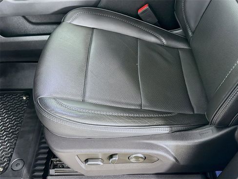 Used 2024 GMC Sierra 3500 Denali w/ Denali Reserve Package image 20