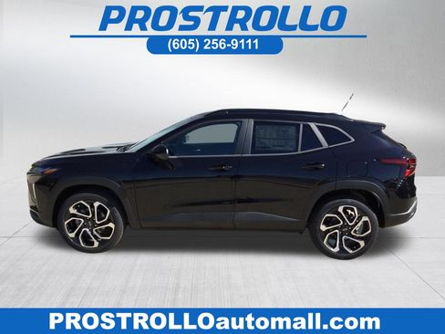 New 2026 Chevrolet Trax RS w/ Driver Confidence Package FWD image 1
