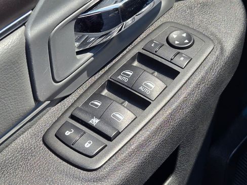 Used 2024 RAM 1500 Classic SLT AWD/4WD image 20
