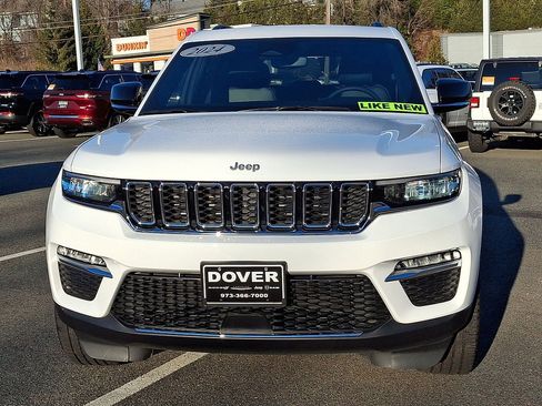 Certified 2024 Jeep Grand Cherokee Limited image 29