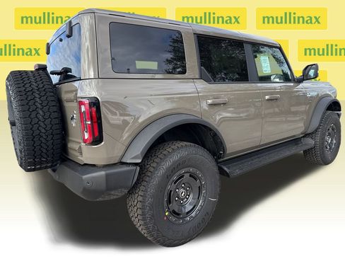 New 2025 Ford Bronco Outer Banks w/ Sasquatch Package image 15