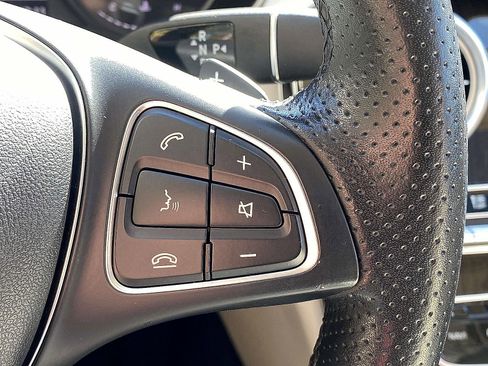 Used 2018 Mercedes-Benz C 300 4MATIC Sedan image 24